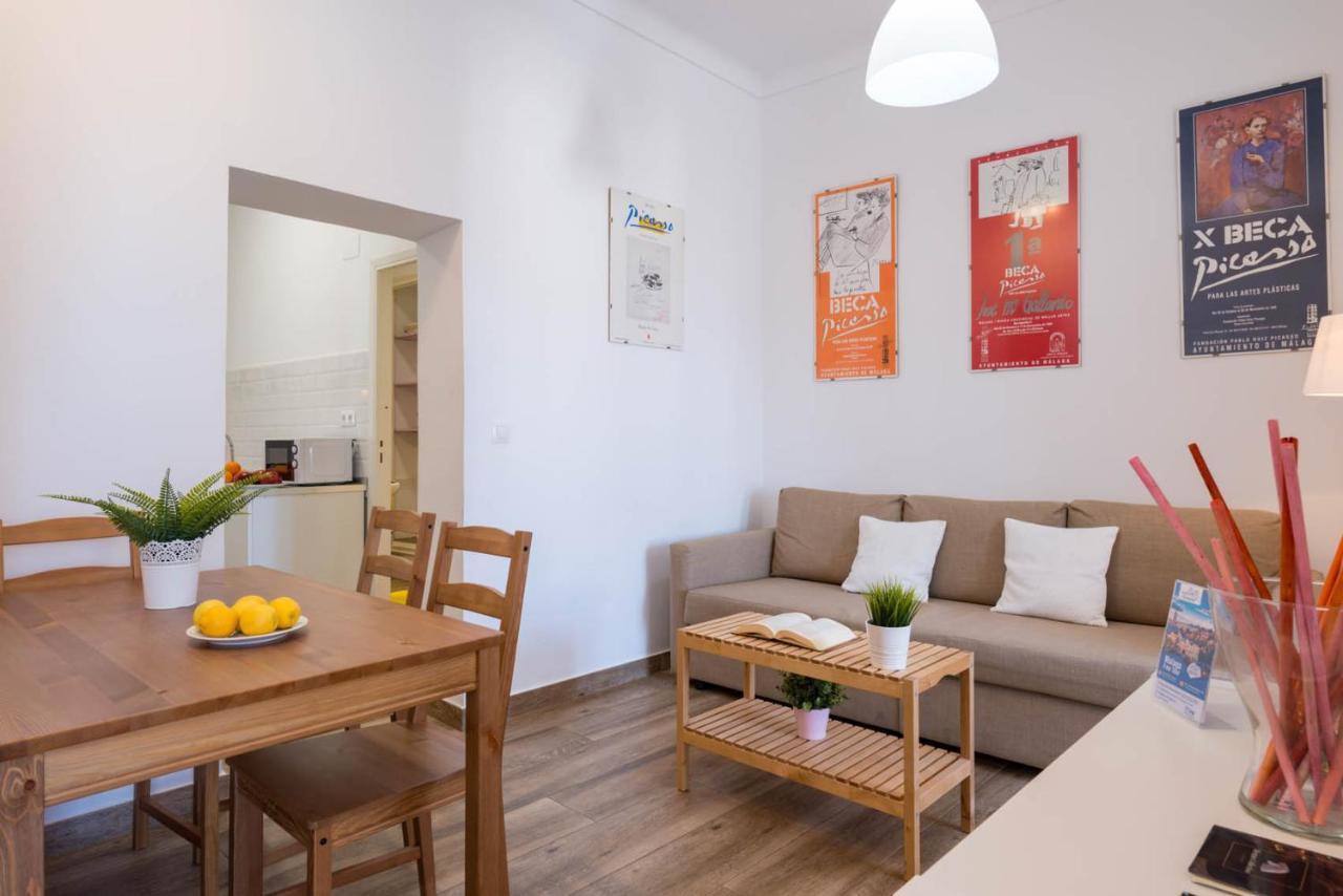 Apartamentos Alcazaba มาลากา ภายนอก รูปภาพ